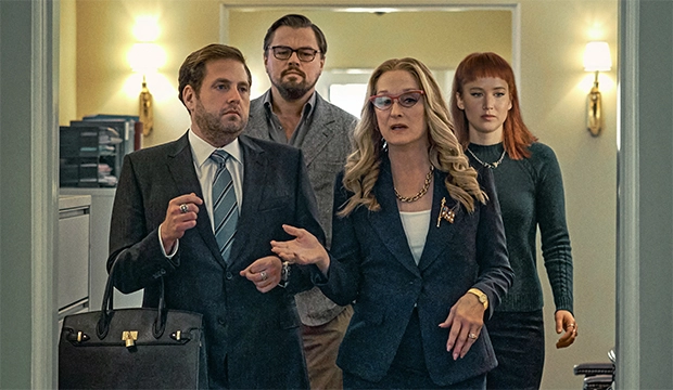 Cena do filme Não Olhe para Cima